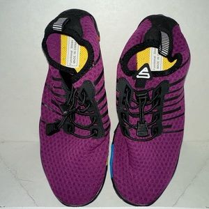 SimDri Size 38 Is 7.5-8 Water Shoes Aqua Socks Functional Purple Shoes NNB